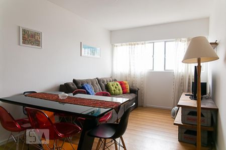 Sala de apartamento para alugar com 3 quartos, 75m² em Ipiranga, São Paulo