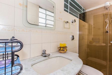 Banheiro de apartamento à venda com 3 quartos, 95m² em Santo Agostinho, Belo Horizonte
