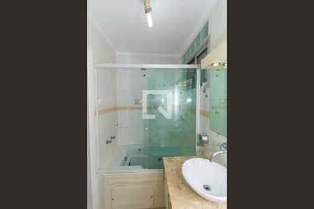 Apartamento à venda com 88m², 3 quartos e sem vaga Apartamento à venda com 88m², 3 quartos e sem vagaBanheiro