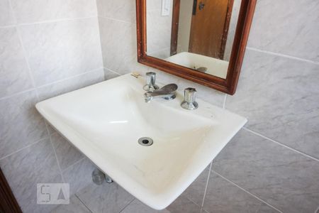 Casa à venda com 160m², 3 quartos e sem vagaBanheiro