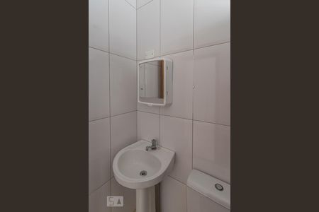 Casa de condomínio para alugar com 120m², 2 quartos e 1 vaga Casa de condomínio para alugar com 120m², 2 quartos e 1 vagaBanheiro Suite 2