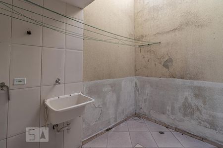 Casa de condomínio para alugar com 120m², 2 quartos e 1 vaga Casa de condomínio para alugar com 120m², 2 quartos e 1 vagaÁrea de Serviço