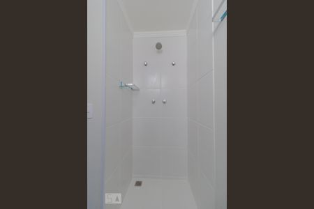 Banheiro  de apartamento para alugar com 3 quartos, 71m² em Parque Rural Fazenda Santa Cândida, Campinas