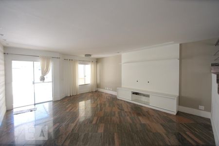 Casa de Condomínio à venda com 5 quartos, 235m² em Barra da Tijuca, Rio de Janeiro