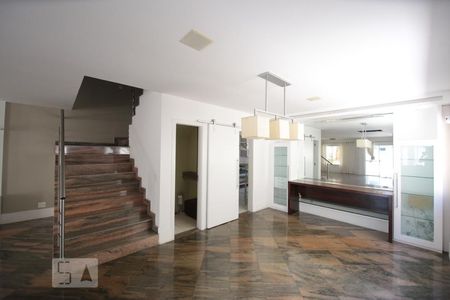 Casa de Condomínio à venda com 5 quartos, 235m² em Barra da Tijuca, Rio de Janeiro