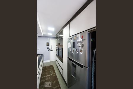 Cozinha de apartamento para alugar com 2 quartos, 90m² em Brooklin Paulista, São Paulo