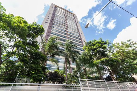 Apartamento à venda com 130m², 3 quartos e 2 vagasFachada