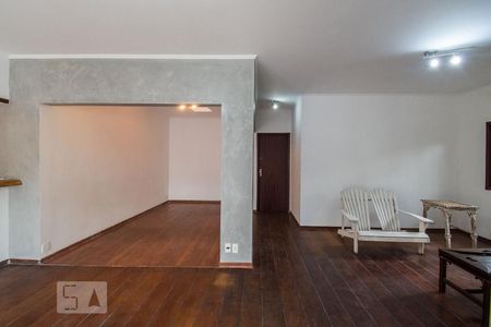 Sala de casa para alugar com 3 quartos, 200m² em Jardim da Saúde, São Paulo