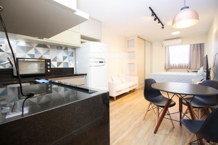 Studio para alugar com 28m², 1 quarto e 1 vaga Studio para alugar com 28m², 1 quarto e 1 vagaCozinha e Área de Serviço