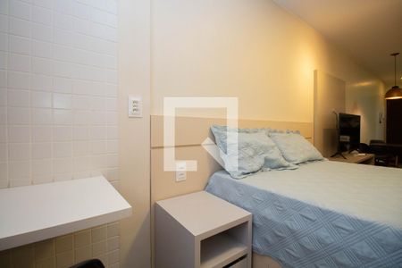 Studio para alugar com 28m², 1 quarto e 1 vaga Studio para alugar com 28m², 1 quarto e 1 vagaQuarto