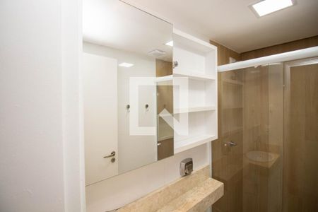 Studio para alugar com 28m², 1 quarto e 1 vaga Studio para alugar com 28m², 1 quarto e 1 vagaBanheiro Social