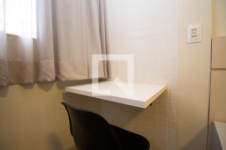 Studio para alugar com 28m², 1 quarto e 1 vaga Studio para alugar com 28m², 1 quarto e 1 vagaQuarto