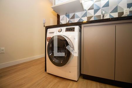 Studio para alugar com 28m², 1 quarto e 1 vaga Studio para alugar com 28m², 1 quarto e 1 vagaCozinha e Área de Serviço