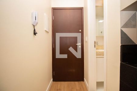 Studio para alugar com 28m², 1 quarto e 1 vaga Studio para alugar com 28m², 1 quarto e 1 vagaHall