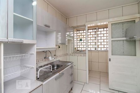 Cozinha de apartamento para alugar com 2 quartos, 66m² em Jardim Botânico, Porto Alegre