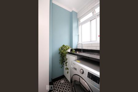 Apartamento à venda com 65m², 1 quarto e sem vagaÁrea de Serviço