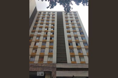 Apartamento à venda com 65m², 1 quarto e sem vagaFachada