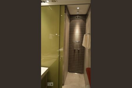 Banheiro de apartamento para alugar com 1 quarto, 30m² em Ipanema, Rio de Janeiro