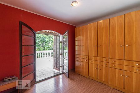 Suite de casa à venda com 3 quartos, 160m² em Jardim Santa Maria, São Paulo