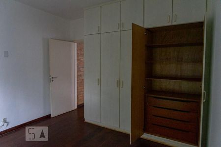 Quarto 1 de casa para alugar com 3 quartos, 225m² em Alto de Pinheiros, São Paulo