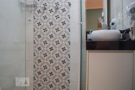 Banheiro de apartamento para alugar com 1 quarto, 37m² em Bela Vista, São Paulo