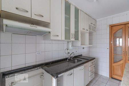 Apartamento à venda com 68m², 3 quartos e 2 vagas Apartamento à venda com 68m², 3 quartos e 2 vagasCozinha