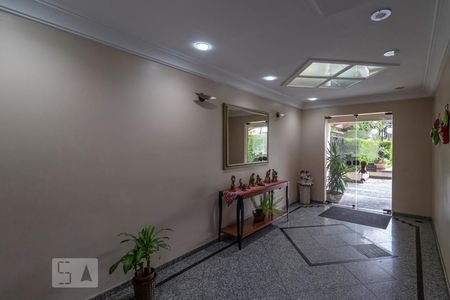 Apartamento à venda com 68m², 3 quartos e 2 vagas Apartamento à venda com 68m², 3 quartos e 2 vagasHall de Entrada