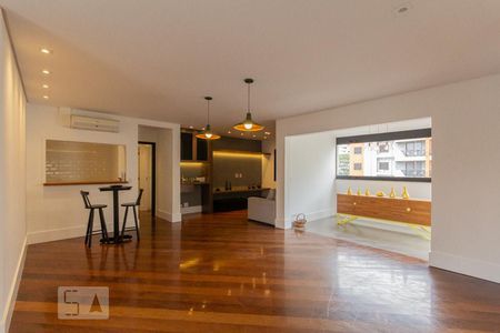 Sala de apartamento para alugar com 2 quartos, 250m² em Vila Andrade, São Paulo