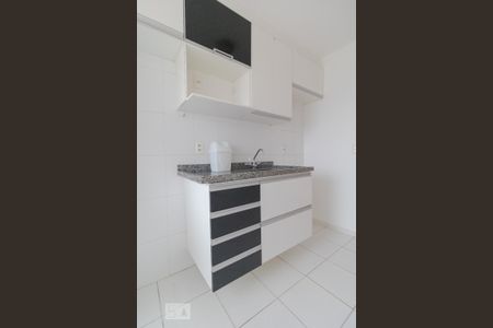 Apartamento para alugar com 58m², 2 quartos e 2 vagas Apartamento para alugar com 58m², 2 quartos e 2 vagasCozinha