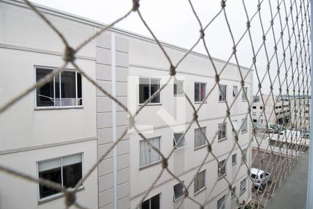 Vista do Quarto 1 de apartamento para alugar com 2 quartos, 53m² em Pinheirinho, Curitiba