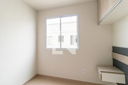Quarto 1 de apartamento para alugar com 2 quartos, 53m² em Pinheirinho, Curitiba