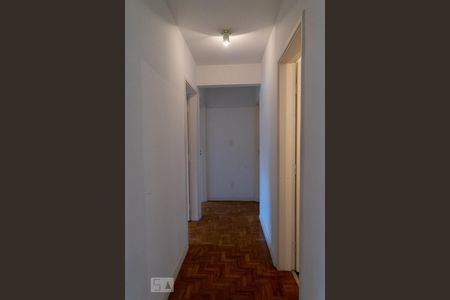 Corredor de apartamento para alugar com 3 quartos, 119m² em Perdizes, São Paulo