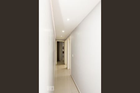 Corredor de apartamento à venda com 2 quartos, 48m² em Vila Bremem, Guarulhos