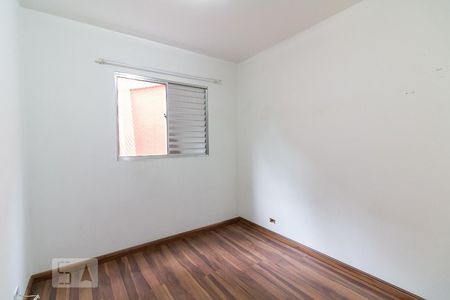 Quarto 2 de apartamento para alugar com 3 quartos, 58m² em Jardim Dourado, Guarulhos