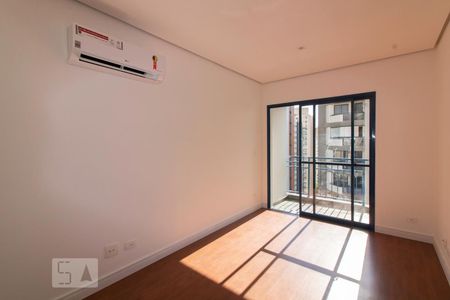 Sala de Apartamento com 2 quartos, 120m² Moema
