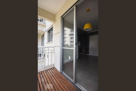 Apartamento à venda com 49m², 1 quarto e 1 vaga Apartamento à venda com 49m², 1 quarto e 1 vagaVaranda