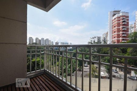 Apartamento à venda com 49m², 1 quarto e 1 vaga Apartamento à venda com 49m², 1 quarto e 1 vagaVaranda