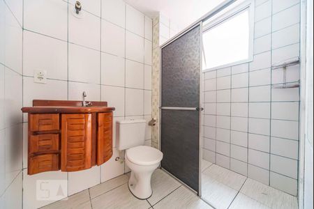Banheiro  de apartamento para alugar com 2 quartos, 57m² em Parque São Vicente, Santo André