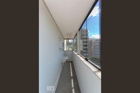 Apartamento à venda com 130m², 2 quartos e 2 vagasÁrea de Serviço