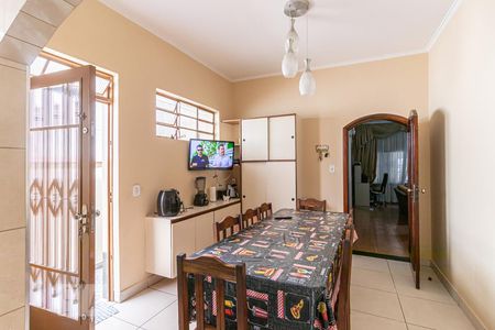 Casa à venda com 300m², 3 quartos e 3 vagasCozinha