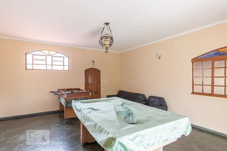 Casa à venda com 300m², 3 quartos e 3 vagasSala de Jogos
