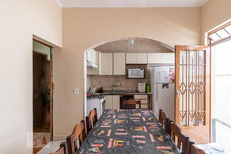 Casa à venda com 300m², 3 quartos e 3 vagasCozinha