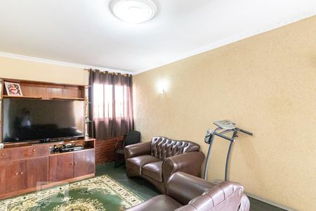 Casa à venda com 300m², 3 quartos e 3 vagasSala de TV