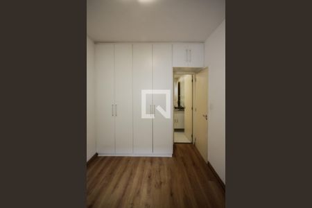 Apartamento para alugar com 72m², 1 quarto e 1 vagaQuarto