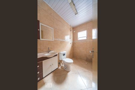 Casa à venda com 120m², 2 quartos e 2 vagasBanheiro 
