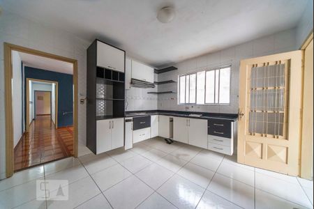 Casa à venda com 120m², 2 quartos e 2 vagasCozinha 