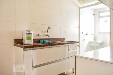 Apartamento para alugar com 70m², 2 quartos e 1 vagaCozinha
