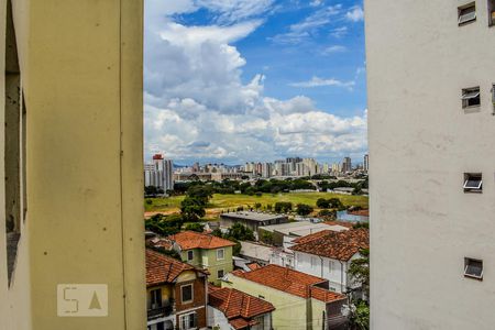 Apartamento para alugar com 70m², 2 quartos e 1 vagaSala