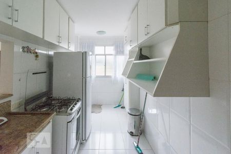 Cozinha de apartamento para alugar com 2 quartos, 45m² em Centro, Osasco