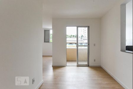 Sala de apartamento para alugar com 3 quartos, 55m² em Taboão, São Bernardo do Campo